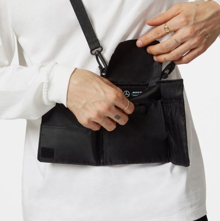 Taška Mercedes Mapf FW Travel Pouch Black_6